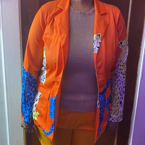 Vest - Picture 2 of 6